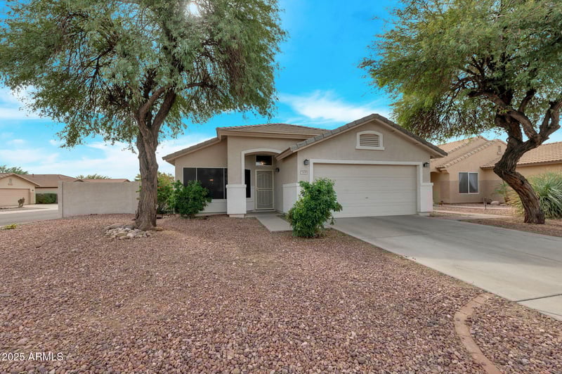 7635 Angels Ln, Peoria, AZ 85383