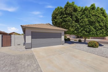 7636 Angels Ln, Peoria, AZ 85383