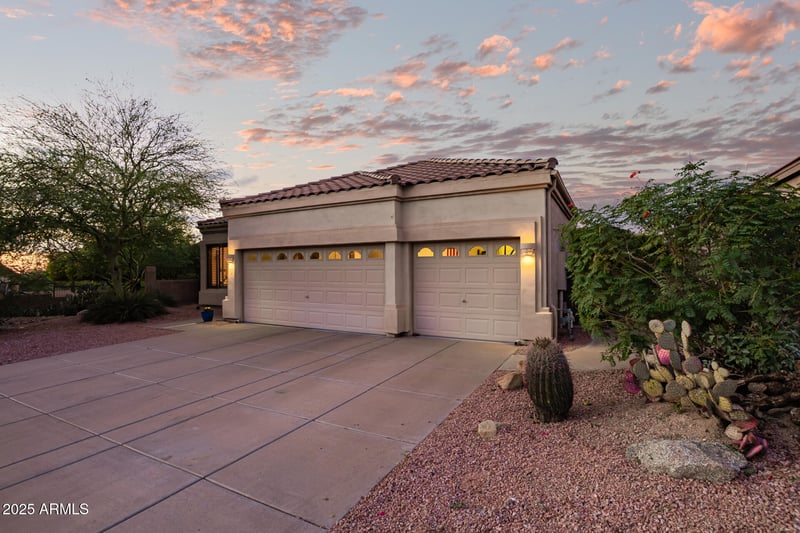7636 Wolf Canyon St, Mesa, AZ 85207