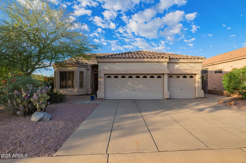 7636 Wolf Canyon St, Mesa, AZ 85207