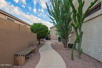 7636 Wolf Canyon St, Mesa, AZ 85207
