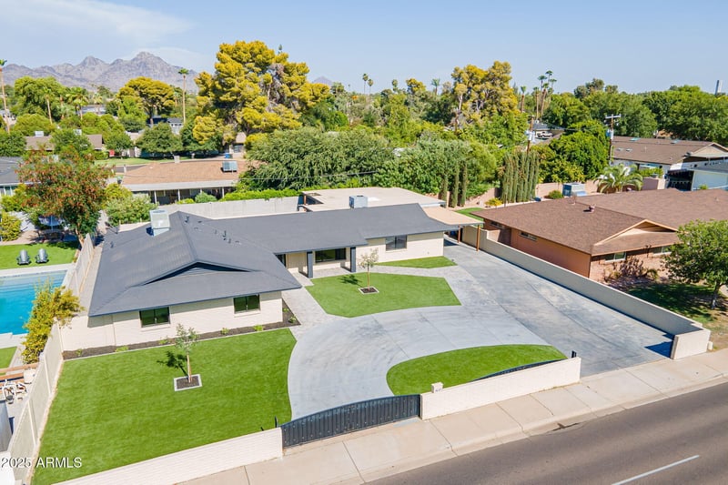 7637 7th Ave, Phoenix, AZ 85021
