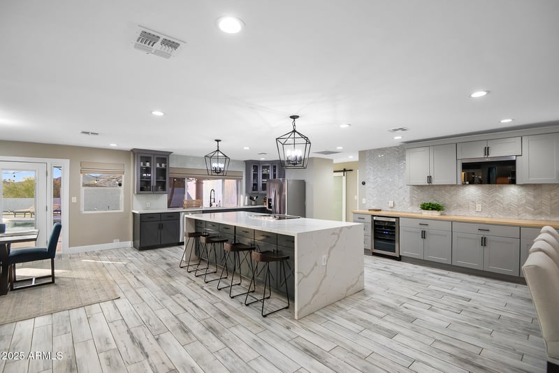 7638 20th St, Phoenix, AZ 85020