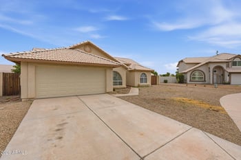 7638 Jenan Dr, Peoria, AZ 85345