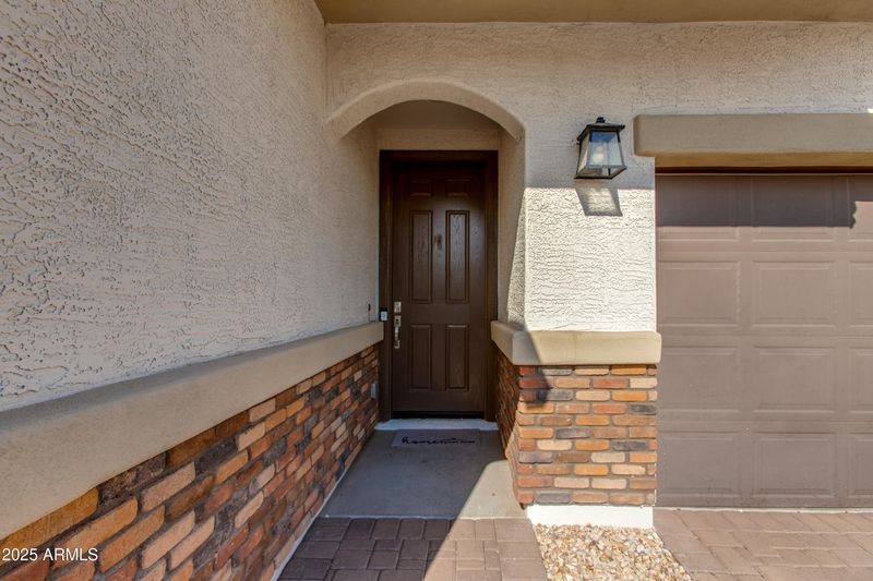 7638 W Riverside Ave, Phoenix, AZ 85043