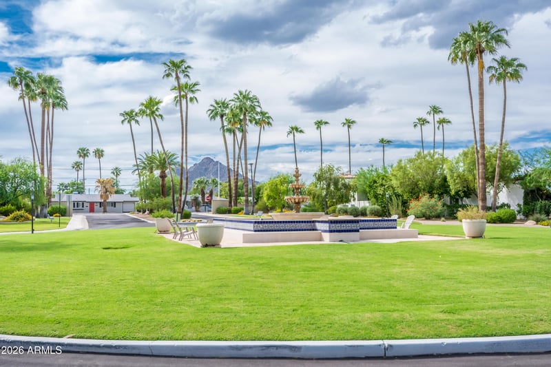 7639 E Thornwood Dr, Scottsdale, AZ 85251