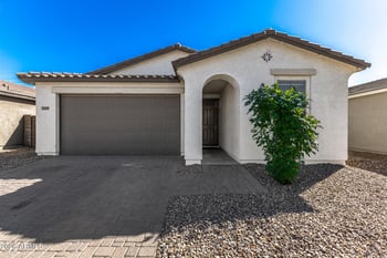 7639 Riverside Ave, Phoenix, AZ 85043