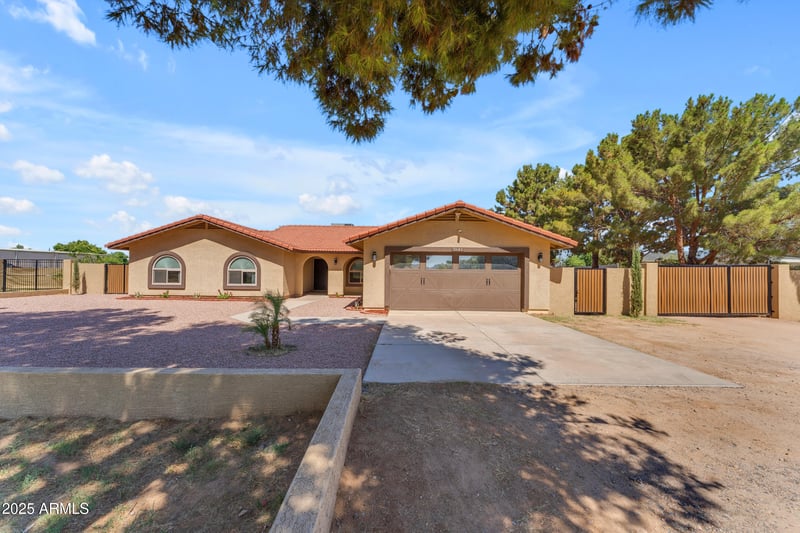 7641 175th Ave, Waddell, AZ 85355