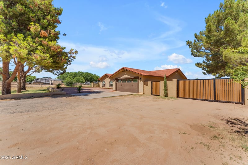 7641 175th Ave, Waddell, AZ 85355
