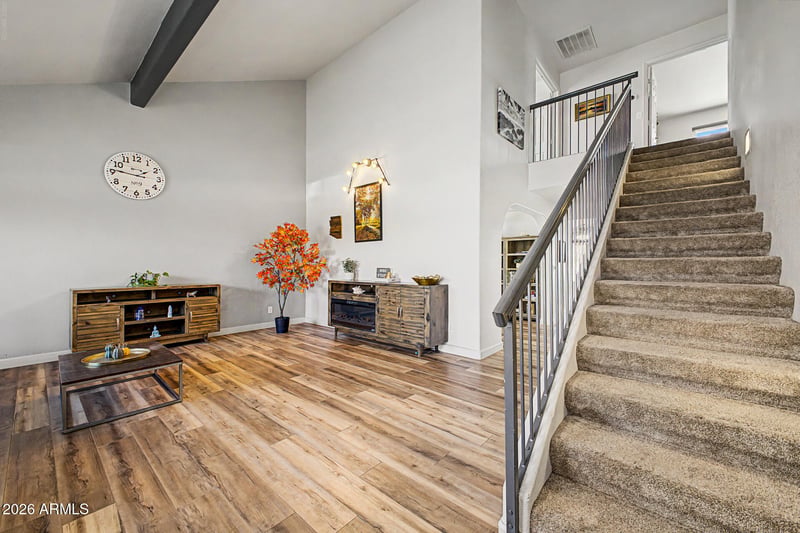 7641 Maui Ln, Peoria, AZ 85381