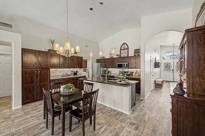 7644 E Posada Ave, Mesa, AZ 85212