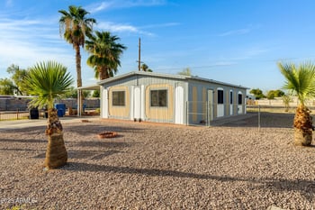 7646 Gale Ave, Mesa, AZ 85209