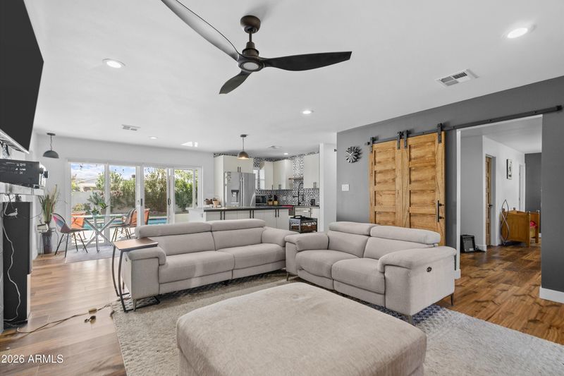 7647 E Catalina Dr, Scottsdale, AZ 85251