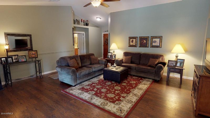 7647 W Crocus Dr, Peoria, AZ 85381