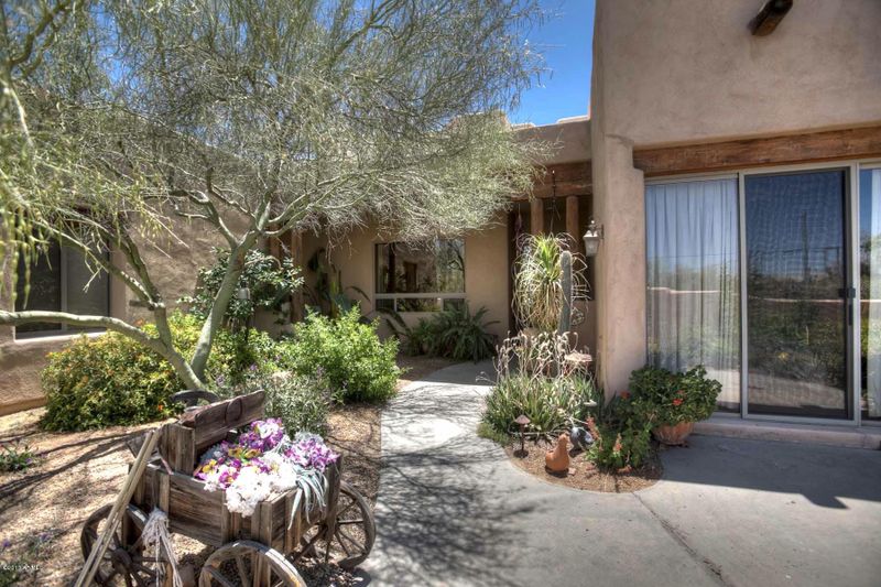 7649 E Oberlin Way, Scottsdale, AZ 85266