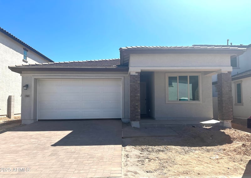 765 Lark Dr, Queen Creek, AZ 85140