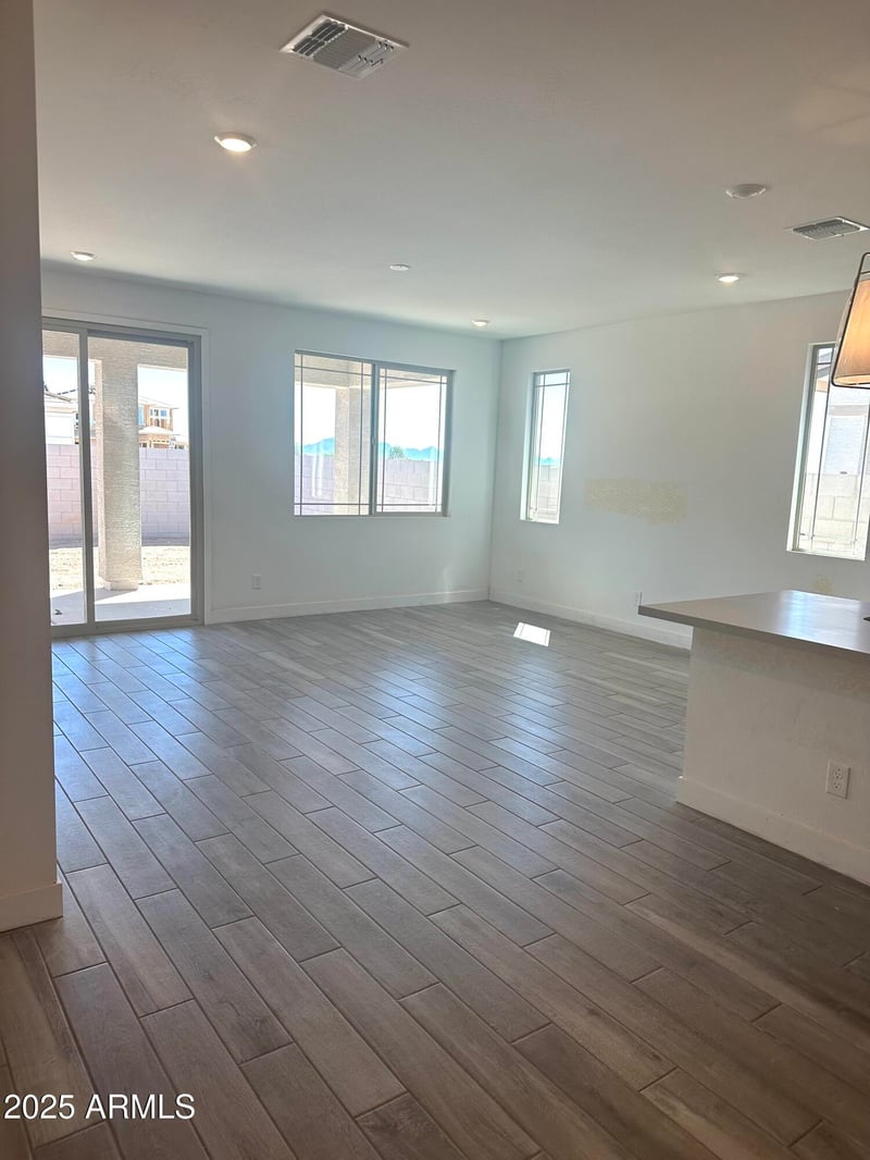 765 Lark Dr, Queen Creek, AZ 85140