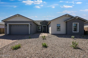 7653 Remuda Dr, Peoria, AZ 85383