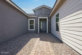 7653 Remuda Dr, Peoria, AZ 85383
