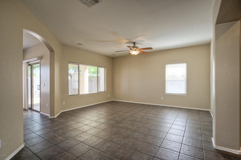 7654 E Baltimore St, Mesa, AZ 85207