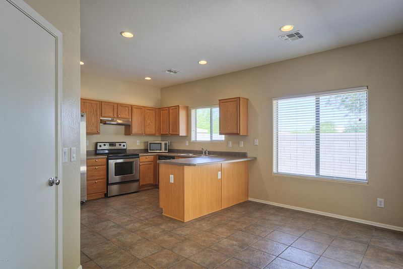 7654 E Baltimore St, Mesa, AZ 85207