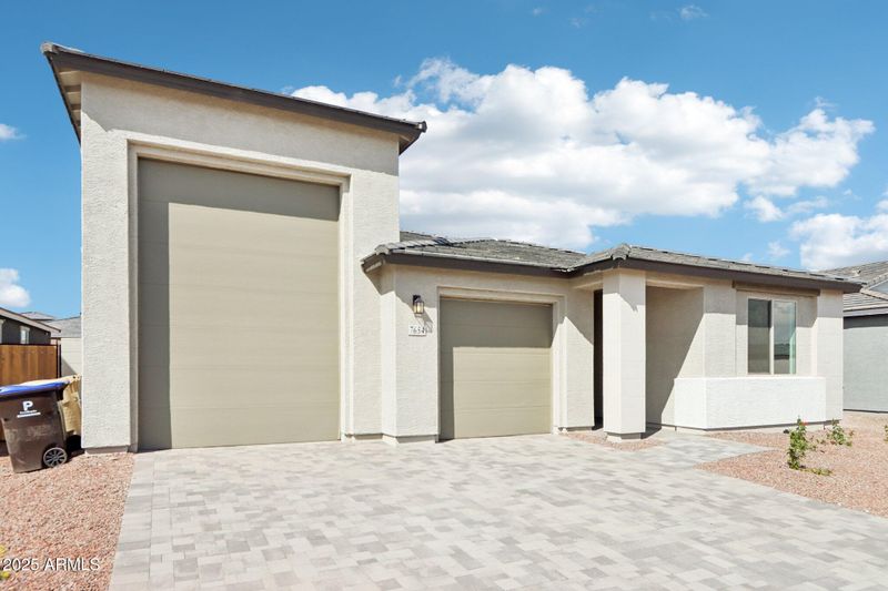7654 W Tether Trl, Peoria, AZ 85383