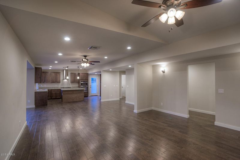 7655 E Cactus Rd, Scottsdale, AZ 85260