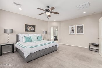 7657 Debra Dr, Gilbert, AZ 85298