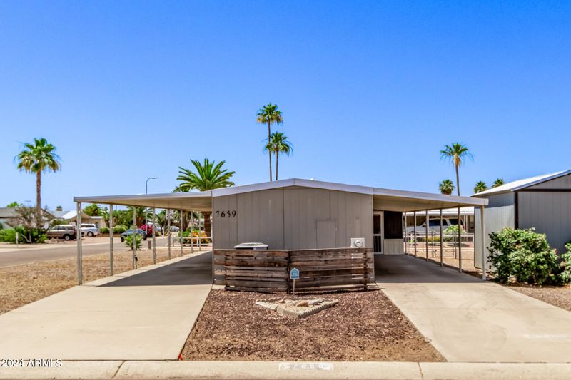 7659 E Inverness Ave, Mesa, AZ 85209