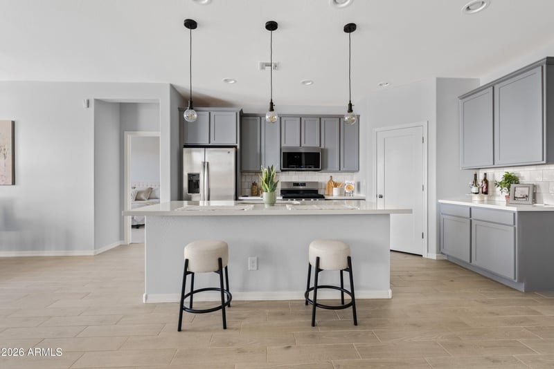 766 W Wind Cave Dr, San Tan Valley, AZ 85140
