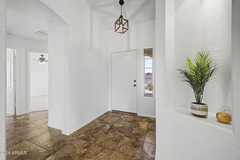 7660 Dover St, Mesa, AZ 85207