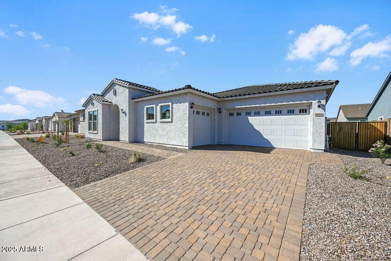 7660 Remuda Dr, Peoria, AZ 85383