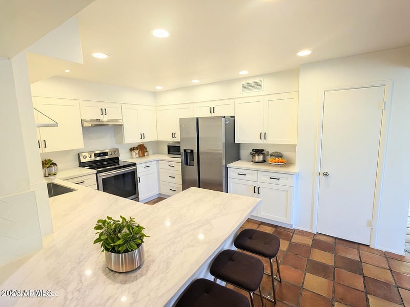 7662 Minnezona Ave, Scottsdale, AZ 85251
