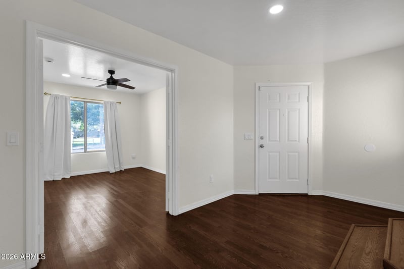 7664 W Krall St, Glendale, AZ 85303