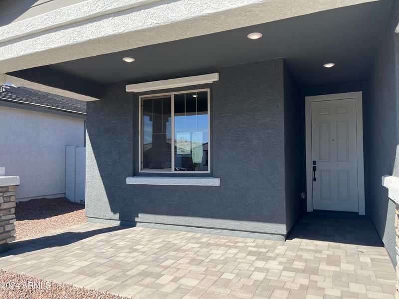 7664 W Tether Trl, Peoria, AZ 85383