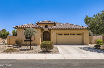 7665 Fetlock Trl, Peoria, AZ 85383