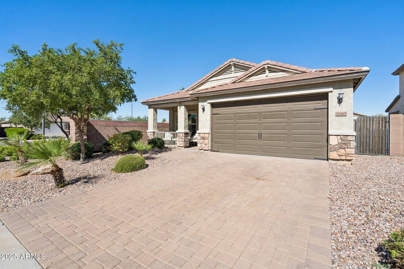 7665 Stuart Ave, Gilbert, AZ 85298