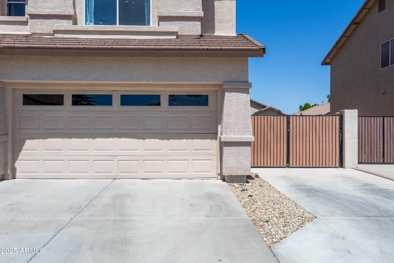 7670 Sands Dr, Peoria, AZ 85383
