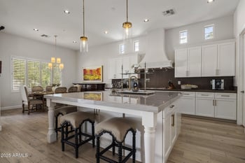 7672 Solano Dr, Scottsdale, AZ 85250