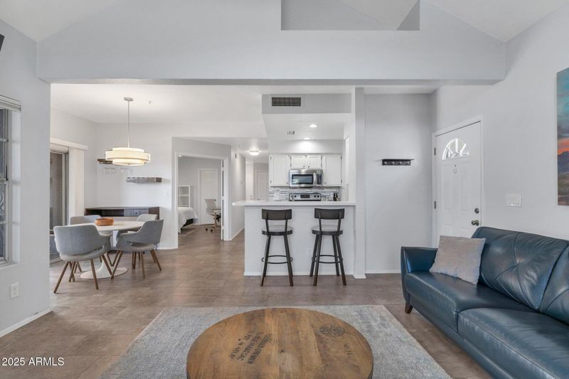 7675 E Mcdonald Dr #107, Scottsdale, AZ 85250