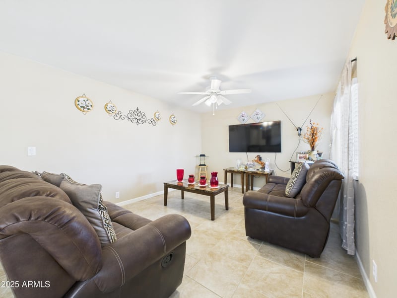 7676 Sells Dr, Phoenix, AZ 85033