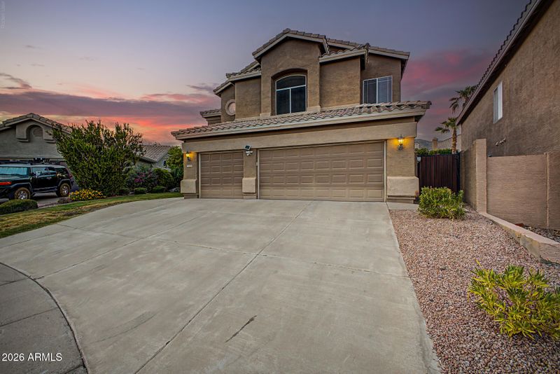 768 E Verbena Dr, Phoenix, AZ 85048