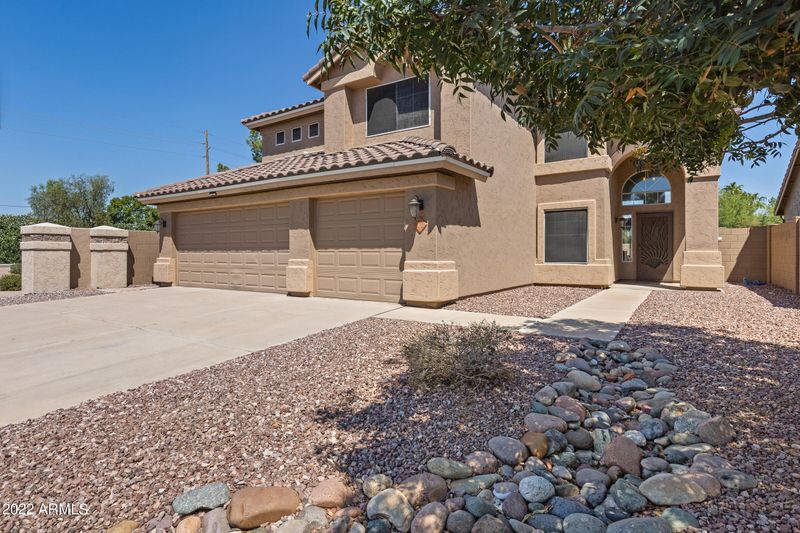 768 W Douglas Ave, Gilbert, AZ 85233