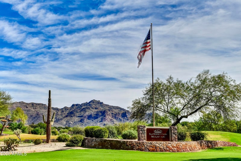 7680 E Golden Eagle Cir, Gold Canyon, AZ 85118