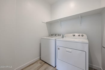 7680 Honeysuckle Dr, Peoria, AZ 85383