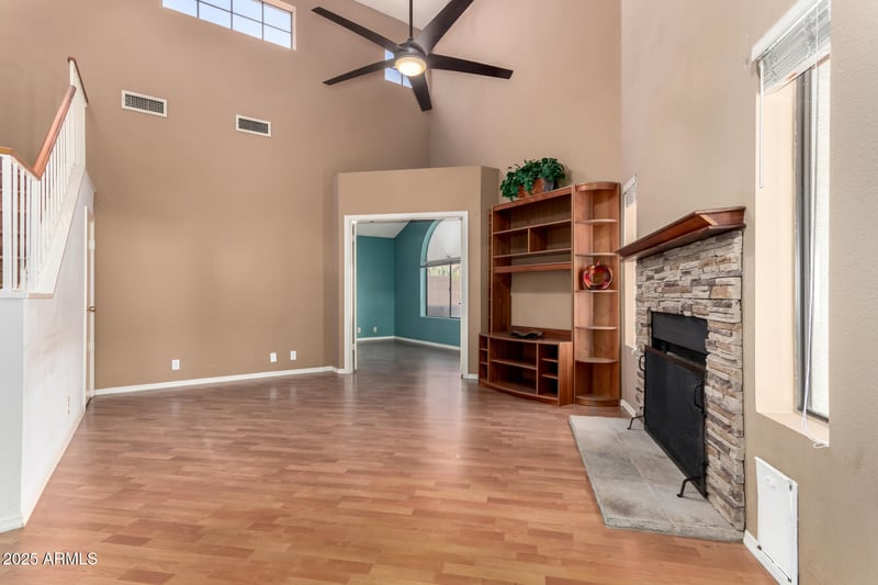 7681 Bonarden Ln, Tempe, AZ 85284