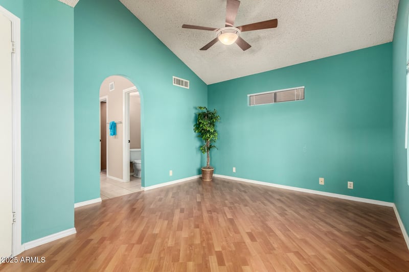 7681 Bonarden Ln, Tempe, AZ 85284