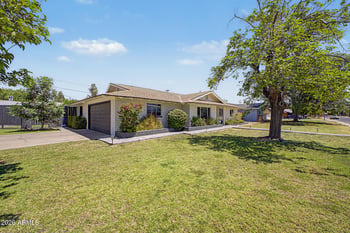 769 Young --, Mesa, AZ 85203