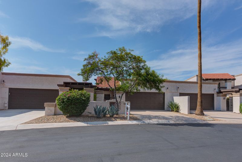 7690 E Pleasant Rn, Scottsdale, AZ 85258
