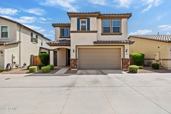 77 Constitution Dr, Gilbert, AZ 85296